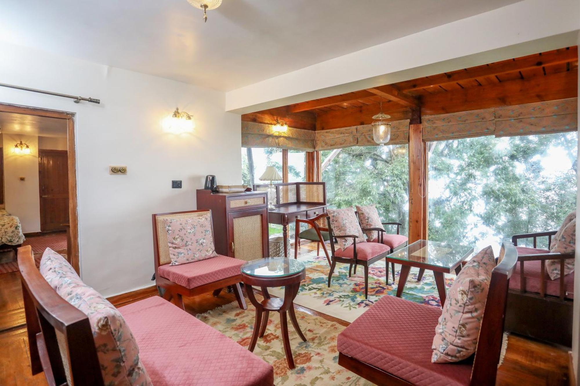 Blue Book At Gethia, Nainital Exterior foto