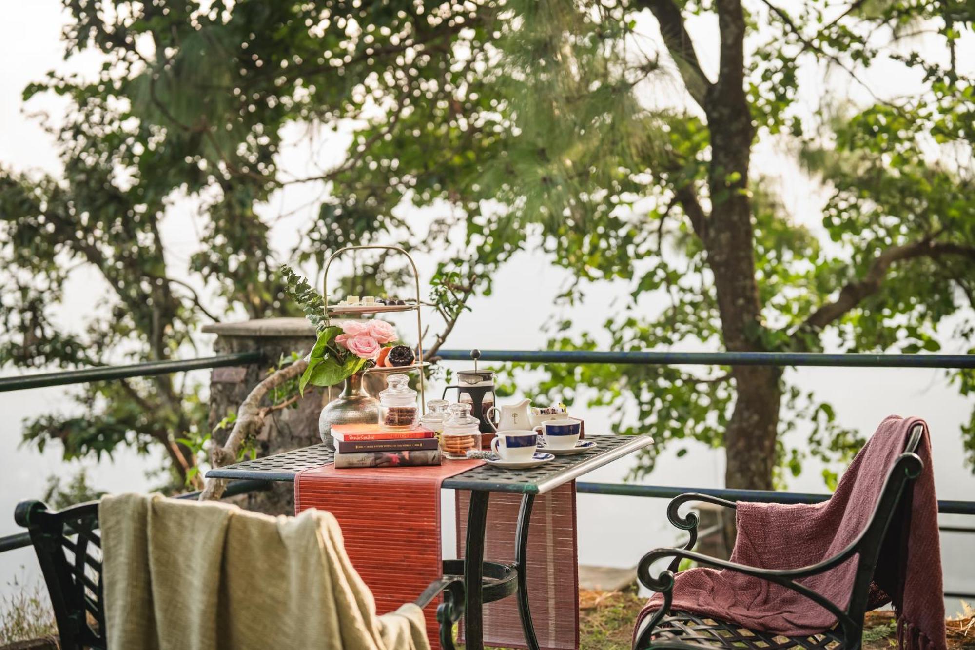 Blue Book At Gethia, Nainital Exterior foto